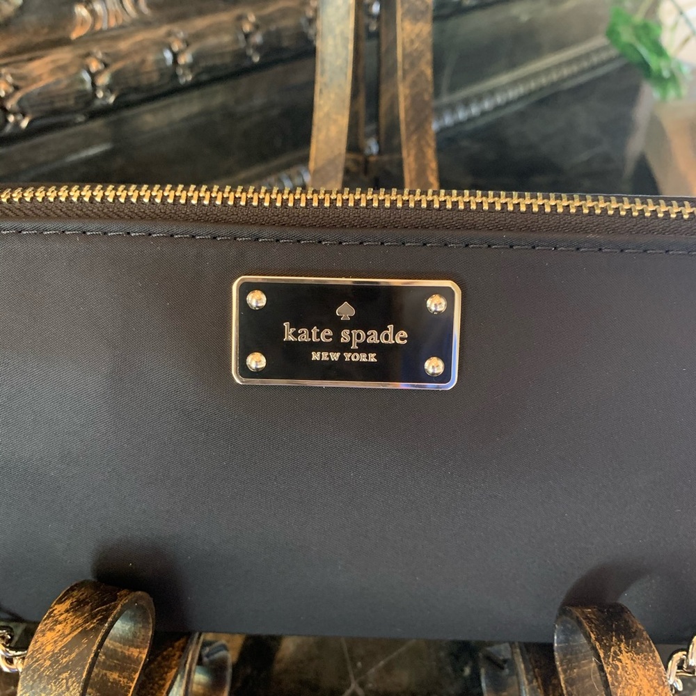 Kate Spade Versatile Crossbody - Picture 5 of 11